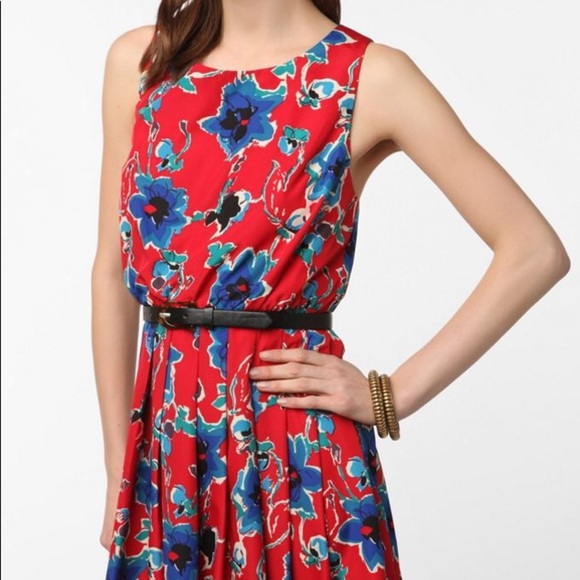 Anthropologie Red Floral Lace Up Back Pleate Dress - Picture 1 of 11